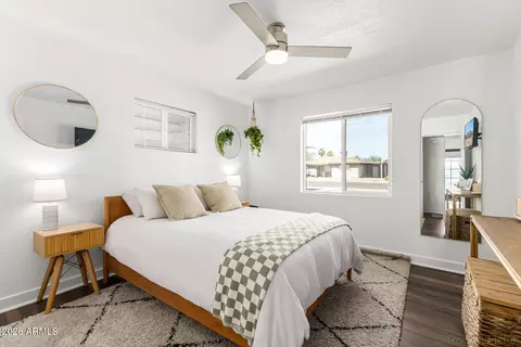Bedroom - 2011 W Whitton Ave, Phoenix, AZ 85015 photo 4 of 6