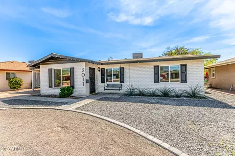 2011 W Whitton Ave, Phoenix, AZ 85015