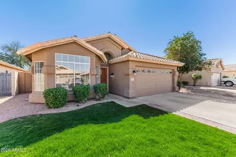 Exterior - 4513 E Dry Creek Rd, Phoenix, AZ 85044 photo 3 of 8