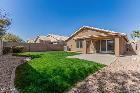 Exterior - 4513 E Dry Creek Rd, Phoenix, AZ 85044 photo 7 of 8