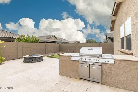 Exterior - 41385 W Centennial Dr, Maricopa, AZ 85138 photo 7 of 10