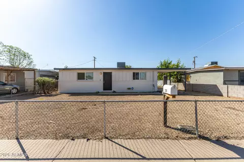 2301 E Lynne Ln, Phoenix, AZ 85042