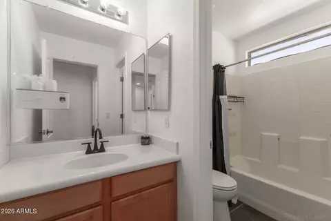Bath - 1817 E Donner Dr, Phoenix, AZ 85042 photo 4 of 4