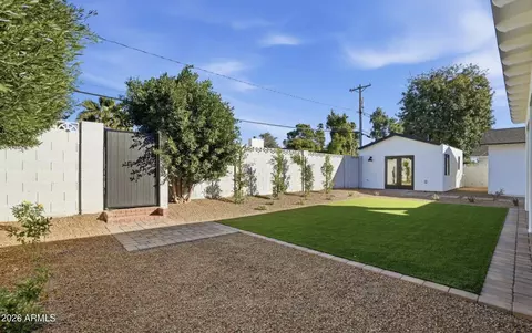Exterior - 4515 N 35th St, Phoenix, AZ 85018 photo 4 of 10