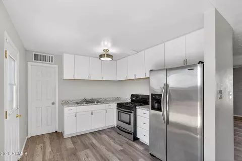 5505 W Whitton Ave, Phoenix, AZ 85031