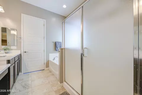Bath - 10334 E Nichols Ave, Mesa, AZ 85209 photo 1 of 5