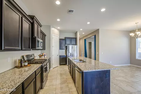 Kitchen - 10334 E Nichols Ave, Mesa, AZ 85209 photo 3 of 3