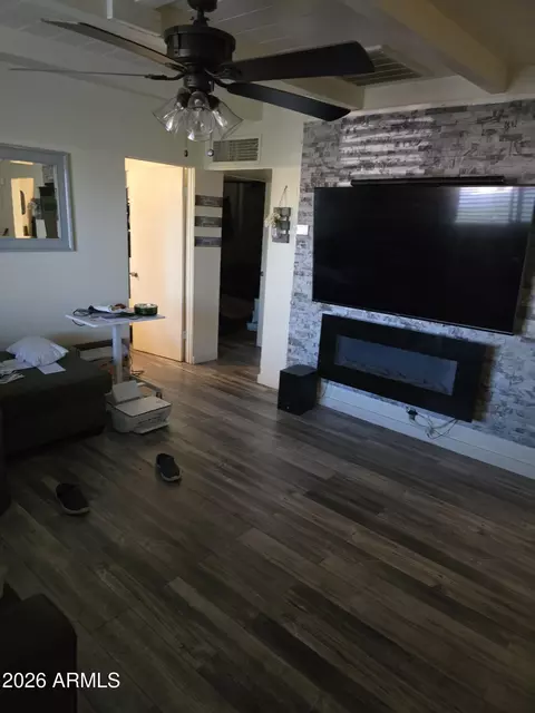 5722 S 34th Pl, Phoenix, AZ 85040 photo 2