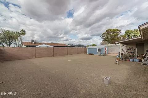 Exterior - 2602 E Grovers Ave, Phoenix, AZ 85032 photo 4 of 9