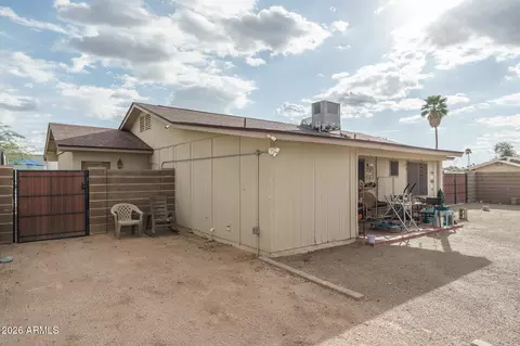 Exterior - 2602 E Grovers Ave, Phoenix, AZ 85032 photo 8 of 9