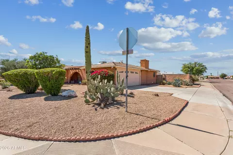Exterior - 1218 S Palo Verde Dr, Apache Junction, AZ 85120 photo 3 of 15