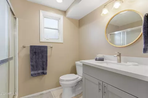 Bath - 5234 N 15th St, Phoenix, AZ 85014 photo 3 of 3
