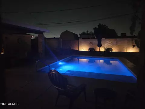 Exterior - 5234 N 15th St, Phoenix, AZ 85014 photo 7 of 9