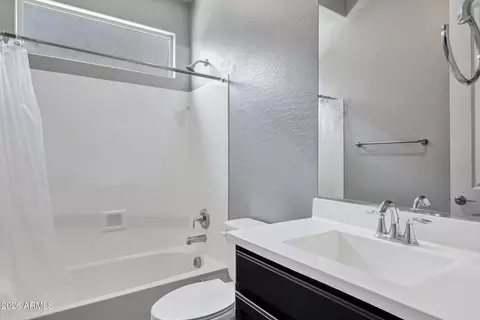 Bath - 10834 E Thunderbolt Ave, Mesa, AZ 85212 photo 4 of 4