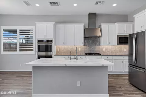 Kitchen - 10834 E Thunderbolt Ave, Mesa, AZ 85212 photo 1 of 5