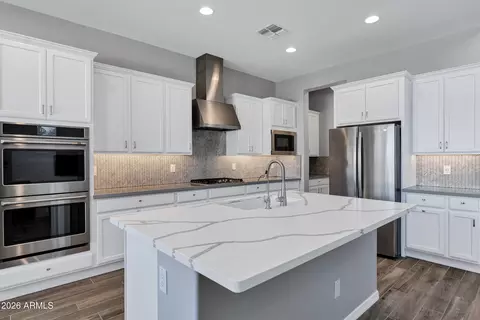 Kitchen - 10834 E Thunderbolt Ave, Mesa, AZ 85212 photo 2 of 5