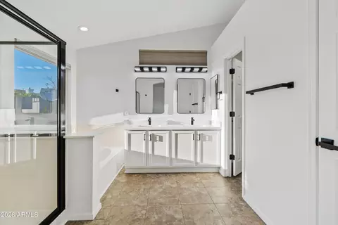 Bath - 3024 N Silverado --, Mesa, AZ 85215 photo 3 of 3