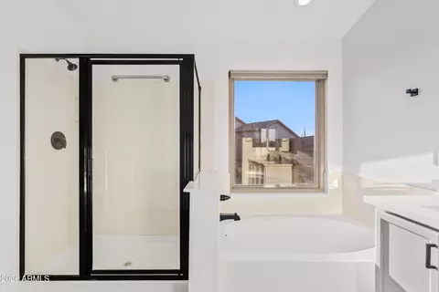 Bath - 3024 N Silverado --, Mesa, AZ 85215 photo 2 of 3