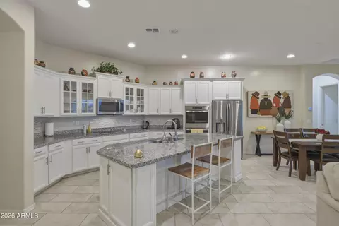 Kitchen - 3130 E Valencia Dr, Phoenix, AZ 85042 photo 3 of 3