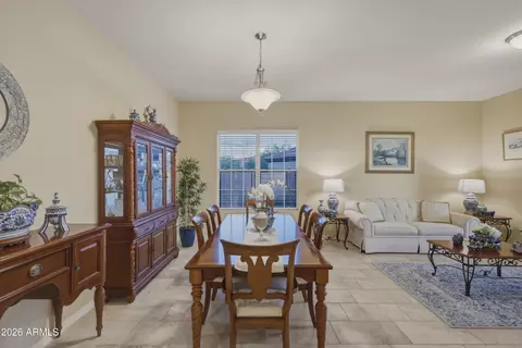 Dining - 3130 E Valencia Dr, Phoenix, AZ 85042 photo 1 of 2