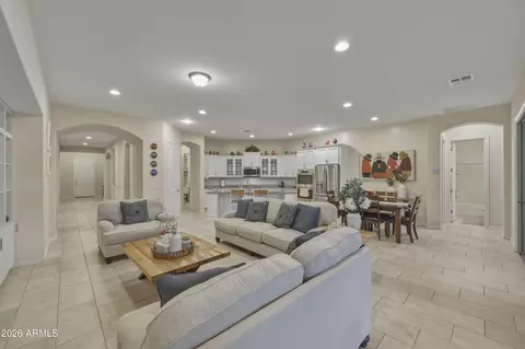 Entry Way - 3130 E Valencia Dr, Phoenix, AZ 85042 photo 3 of 3
