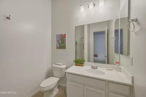 Bath - 3130 E Valencia Dr, Phoenix, AZ 85042 photo 1 of 6