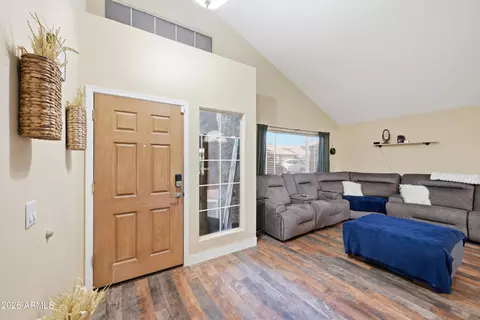 Entry Way - 7231 E Fairview Ave, Mesa, AZ 85208 photo 1 of 5