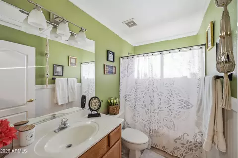 Bath - 7231 E Fairview Ave, Mesa, AZ 85208 photo 2 of 4