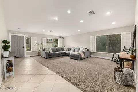 Living - 9904 E Monterey Ave, Mesa, AZ 85209 photo 3 of 4