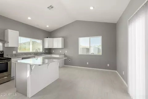 333 S Picket Dr, Maricopa, AZ 85139