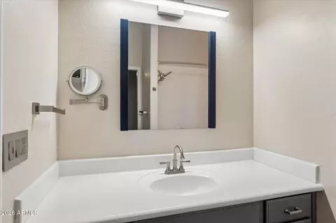 Bath - 9629 E Grandview St, Mesa, AZ 85207 photo 1 of 6