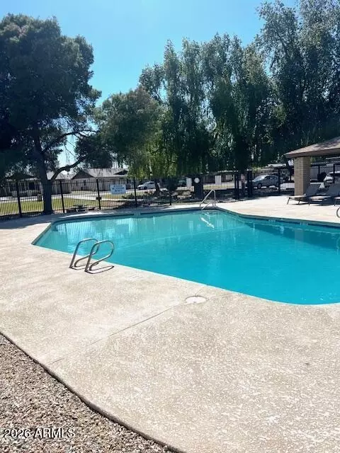 1025 W Malibu Dr, Tempe, AZ 85282