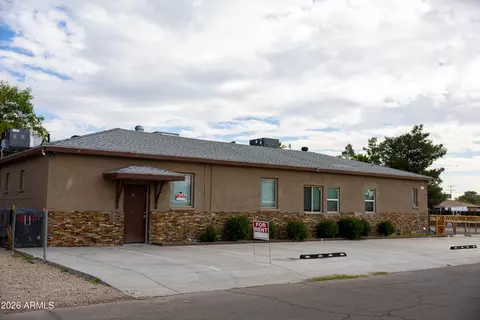 9027 N 11th St, Phoenix, AZ 85020