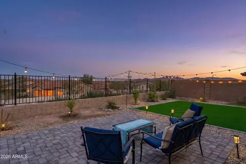 17834 W Thistle Landing Dr, Goodyear, AZ 85338