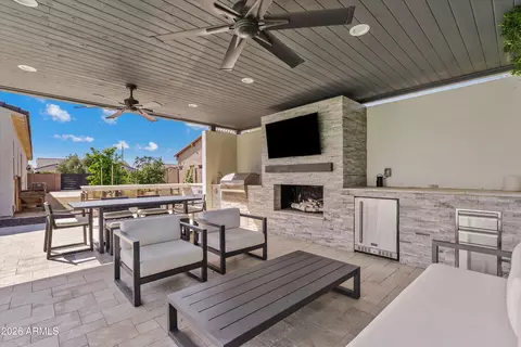 Other - 2562 E Clark Dr, Gilbert, AZ 85297 photo 10 of 11