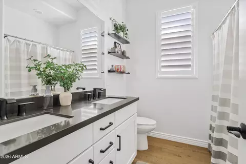 Bath - 2562 E Clark Dr, Gilbert, AZ 85297 photo 4 of 6