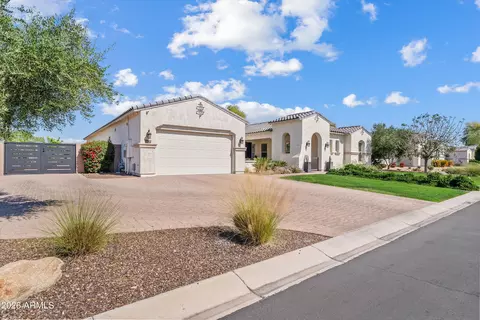 Exterior - 2562 E Clark Dr, Gilbert, AZ 85297 photo 3 of 11