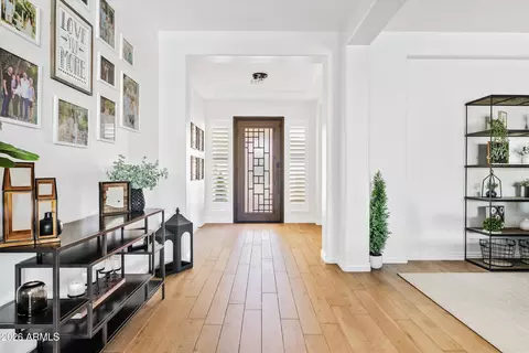 Entry Way - 2562 E Clark Dr, Gilbert, AZ 85297 photo 2 of 4