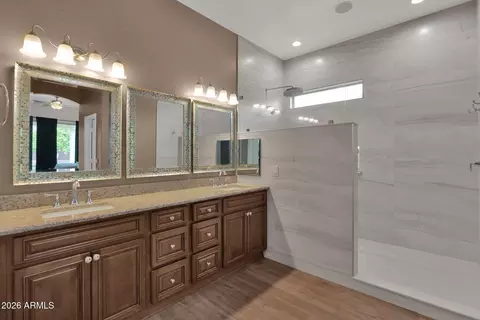 Bath - 9812 E Monterey Ave, Mesa, AZ 85209 photo 1 of 3