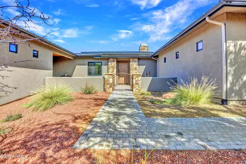 25 Ravens Call Pl, Sedona, AZ 86336
