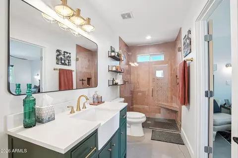 Bath - 3336 E Hatcher Rd, Phoenix, AZ 85028 photo 4 of 4