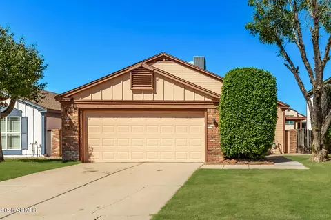 842 E Manor Dr, Chandler, AZ 85225