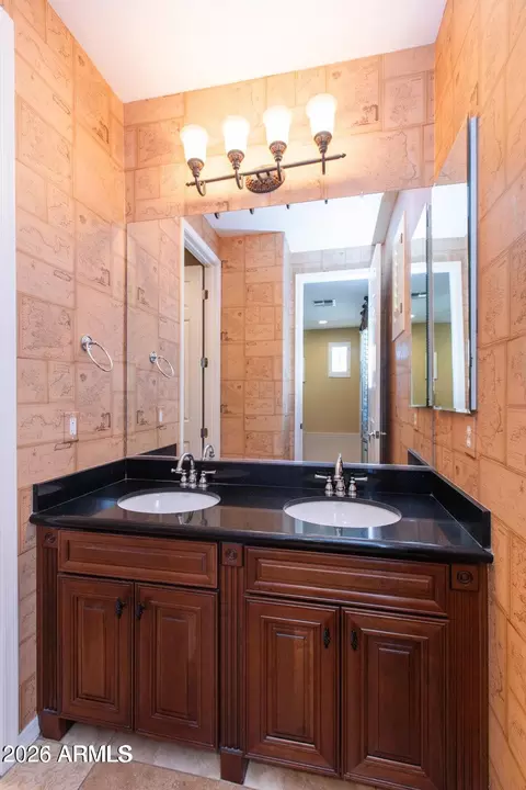 Bath - 747 E Charlevoix Ave, Gilbert, AZ 85297 photo 4 of 17