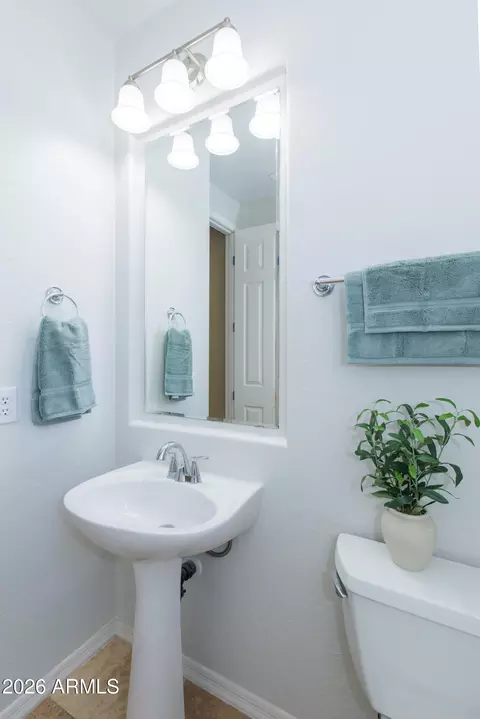 Bath - 747 E Charlevoix Ave, Gilbert, AZ 85297 photo 2 of 17
