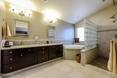 Bath - 16429 S 33rd St, Phoenix, AZ 85048 photo 2 of 3