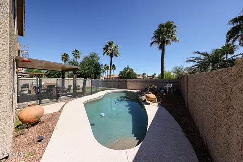 Exterior - 16429 S 33rd St, Phoenix, AZ 85048 photo 5 of 5