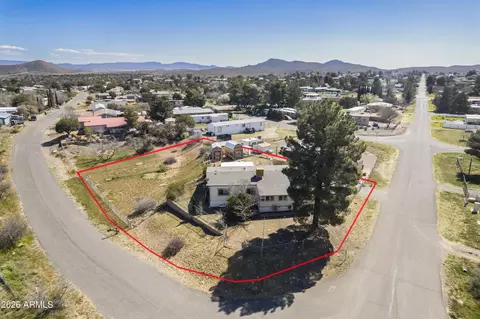 15633 S Red Rock Ln, Mayer, AZ 86333