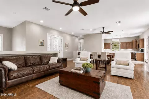 Living - 4217 Edgemont Ave, Phoenix, AZ 85008 photo 2 of 3