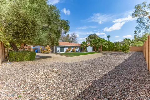 Exterior - 417 E Beck Ln, Phoenix, AZ 85022 photo 9 of 12