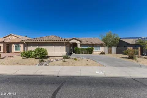 1322 E Harwell Rd, Phoenix, AZ 85042